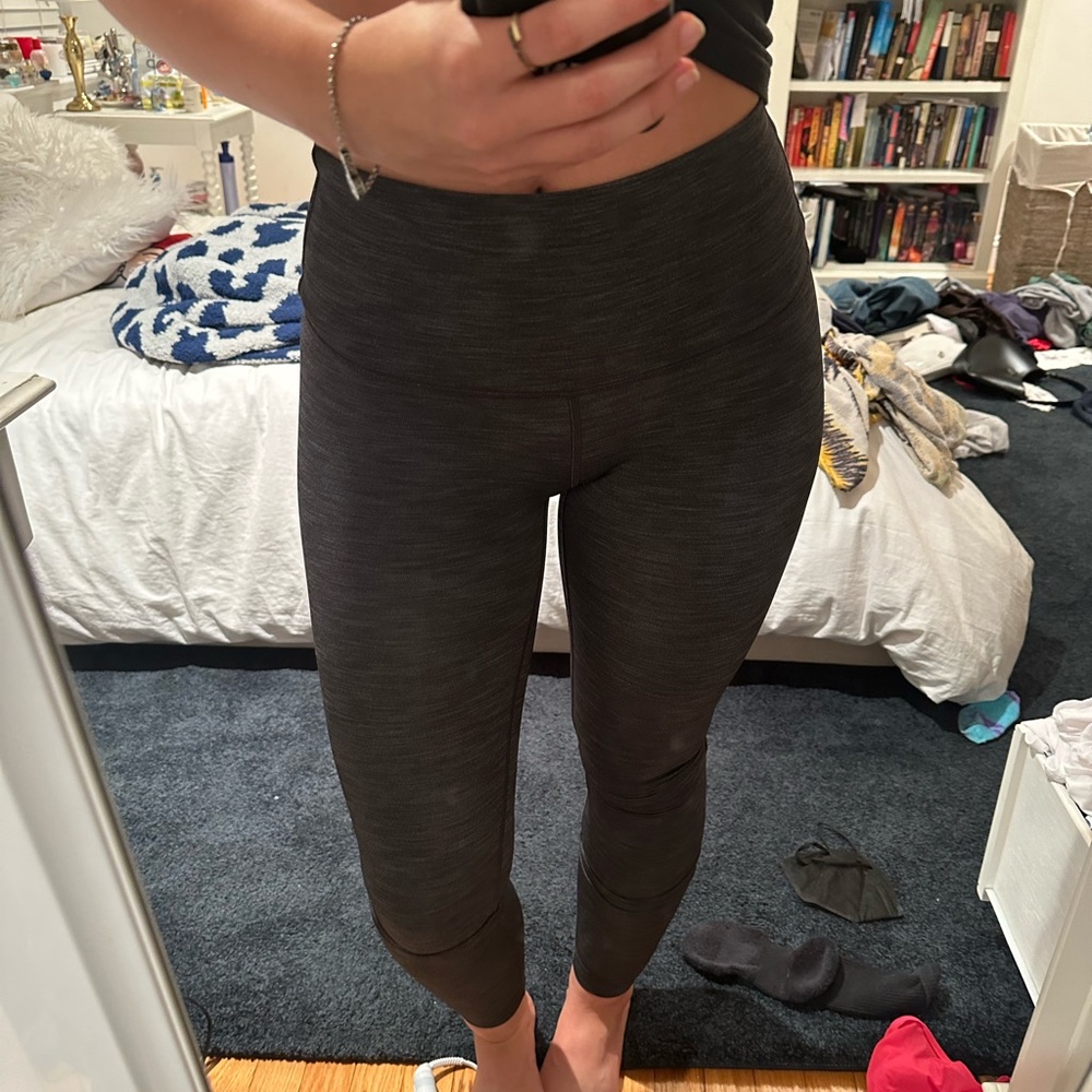 lululemon wunder under leggings - Picture 3 of 3
